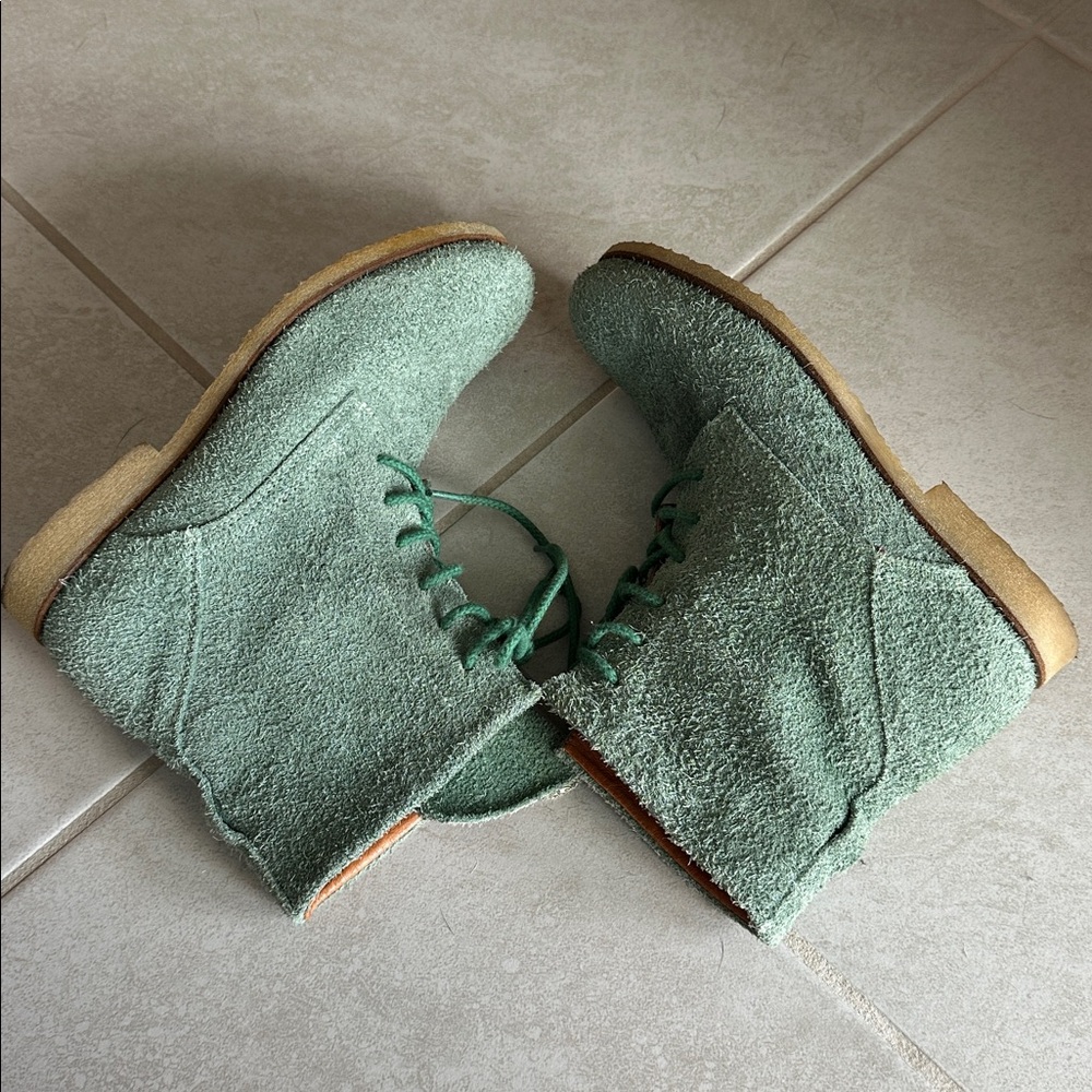 Green Suede Lace-Up Ankle Booties - Picture 5 of 8